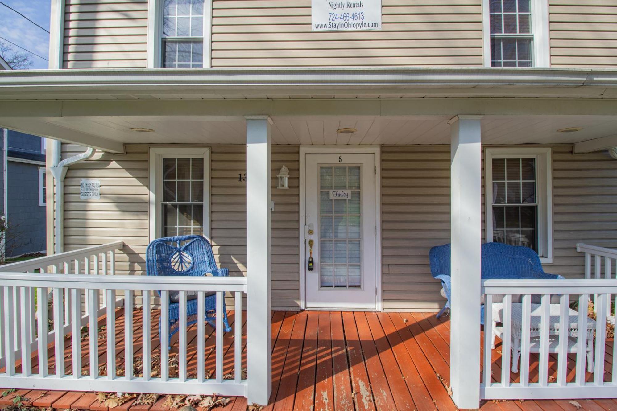 Apartment In In Town By The Gap Trail *