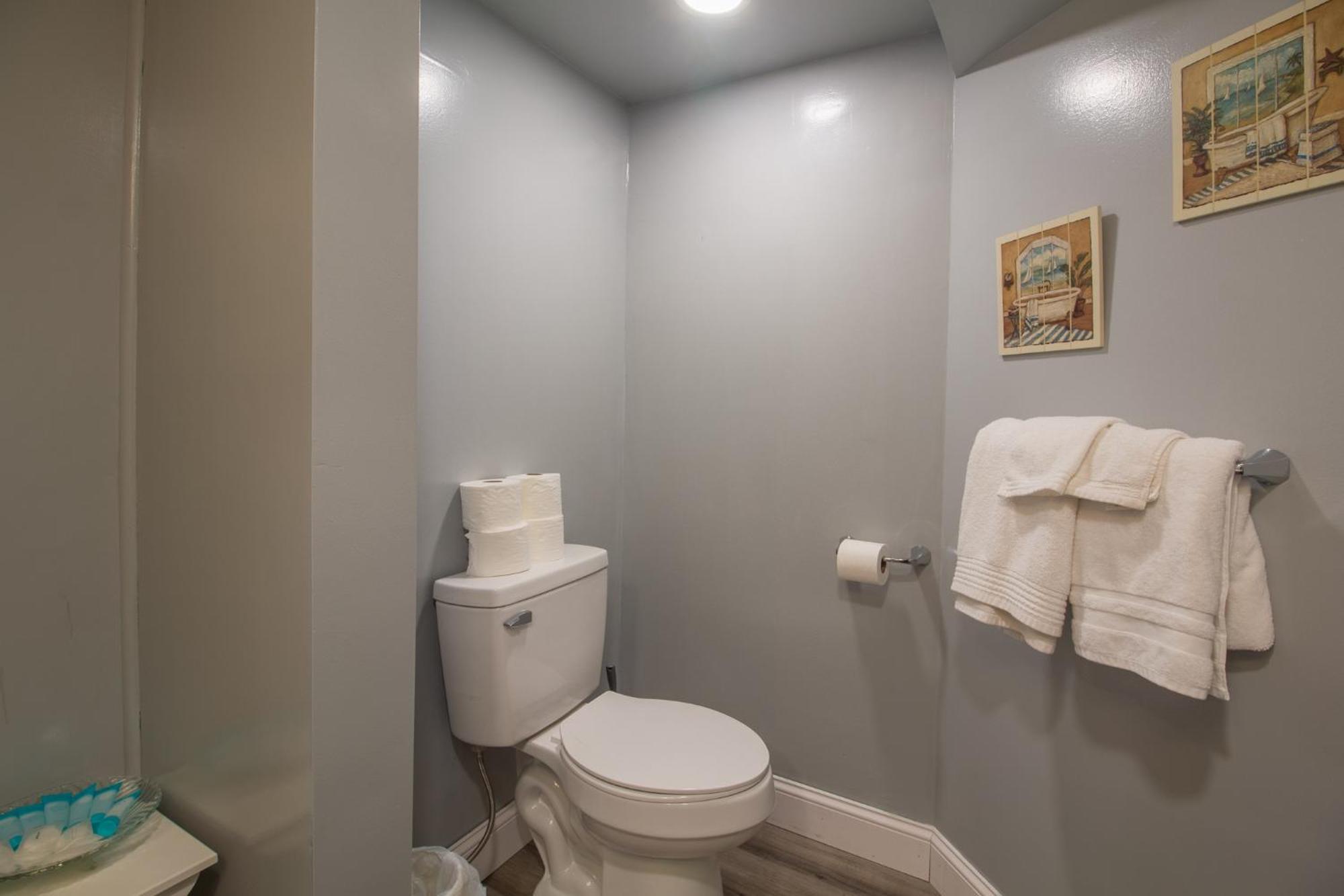 Apartment In In Town By The Gap Trail
